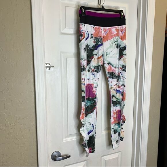 Lululemon Speed Tight III *All Full-On Luxtreme Pigment Wave Multi Plum Size 4 - Picture 3 of 9